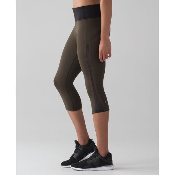 Lululemon Smooth Stride Crop Dark Olive Legging Size 6 - Picture 2 of 10